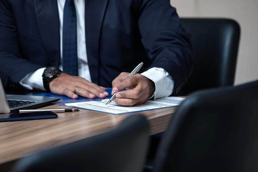 Zespół prawników zenelou podczas spotkania